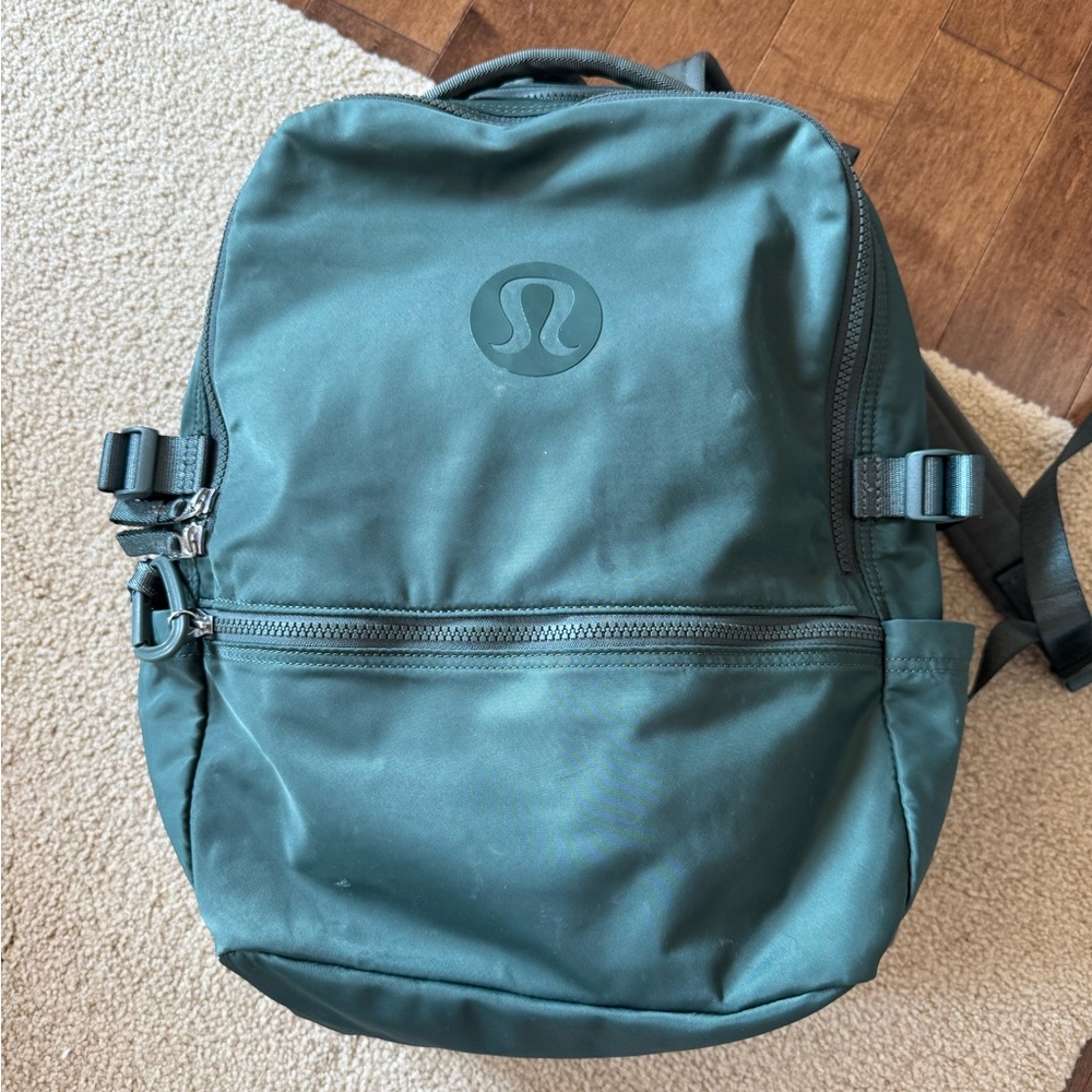 lululemon everywhere backpack 22L